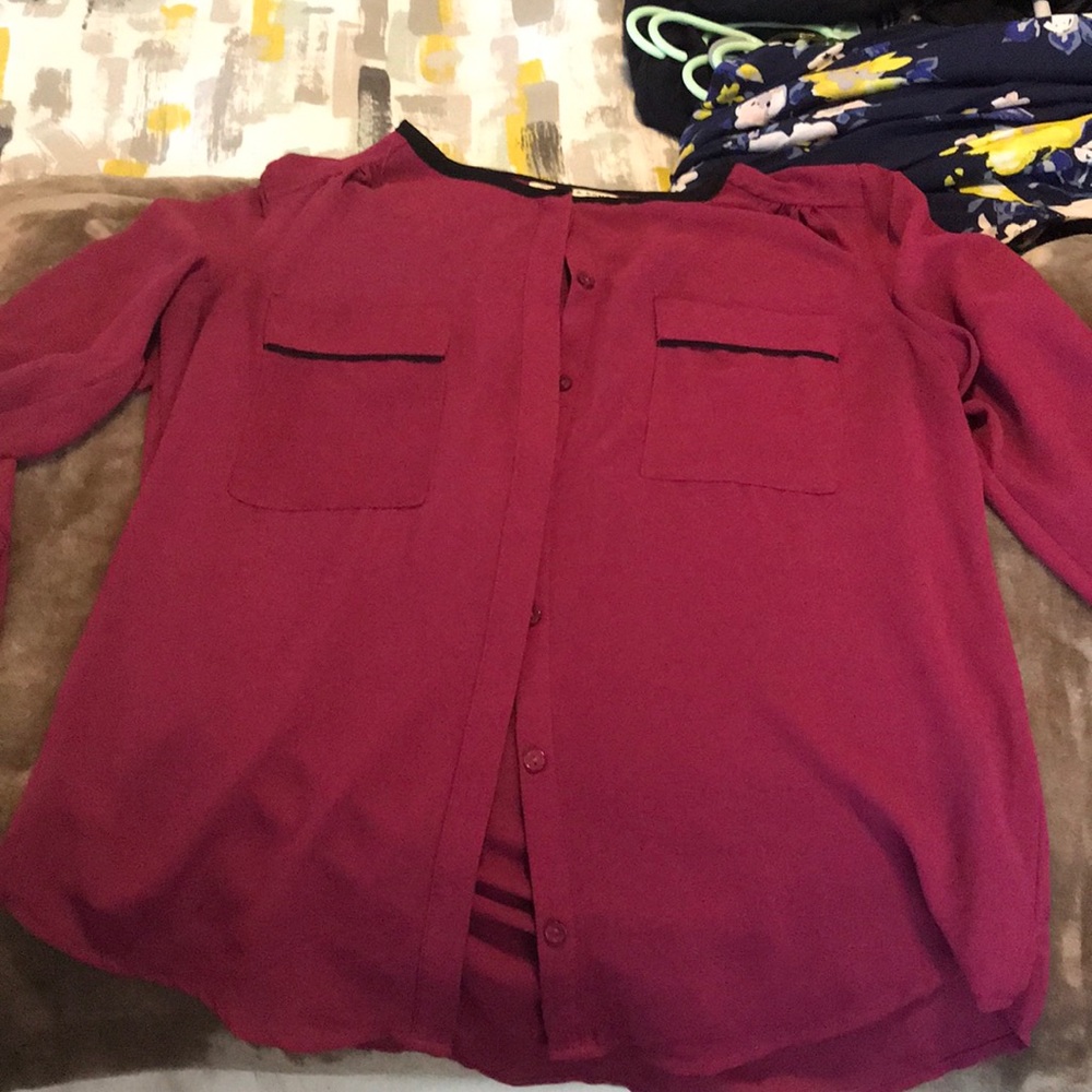 Great grape colored blouse